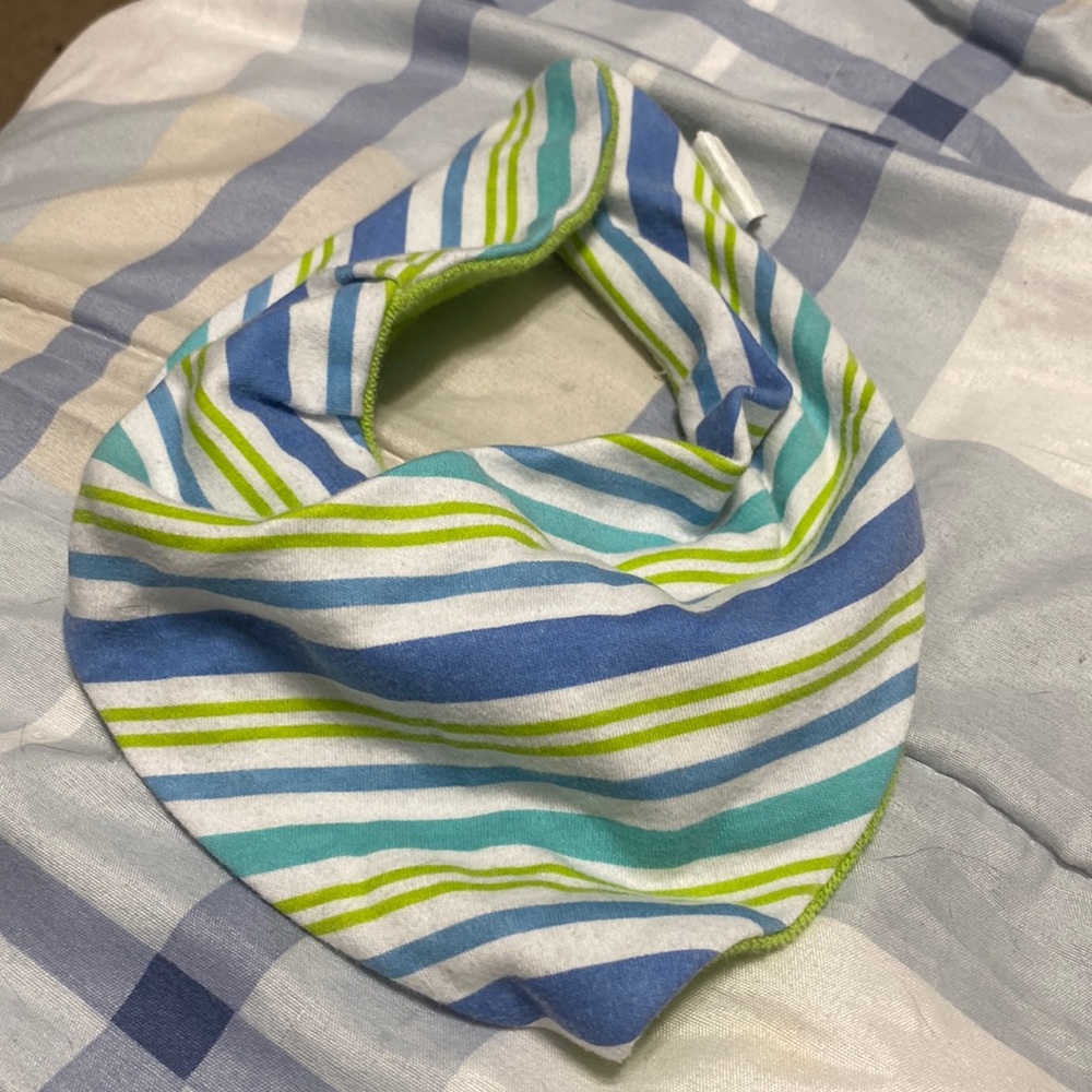 Stripped bandana bib